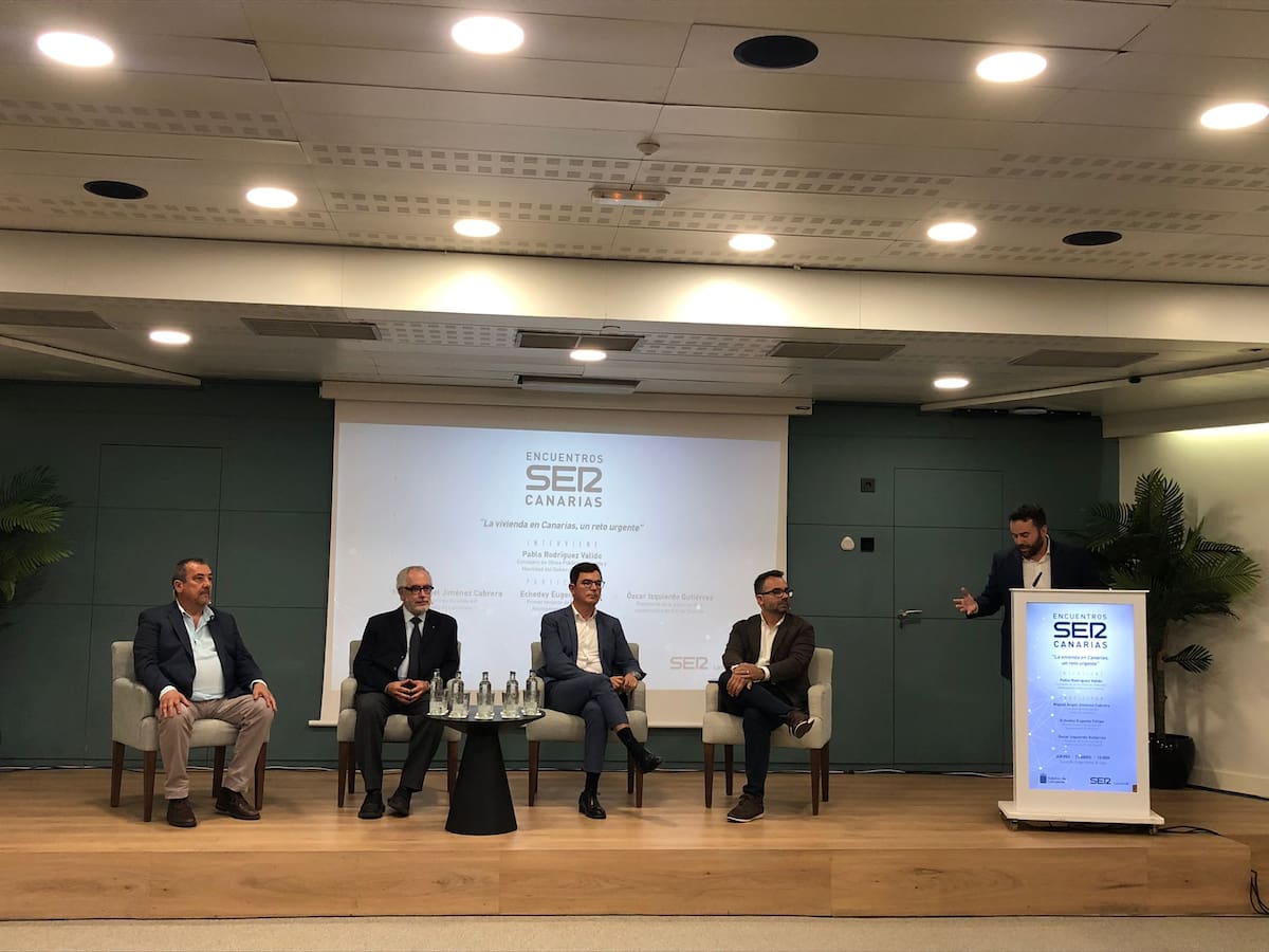 Canarias aspira a que se construyan 10.000 viviendas al año