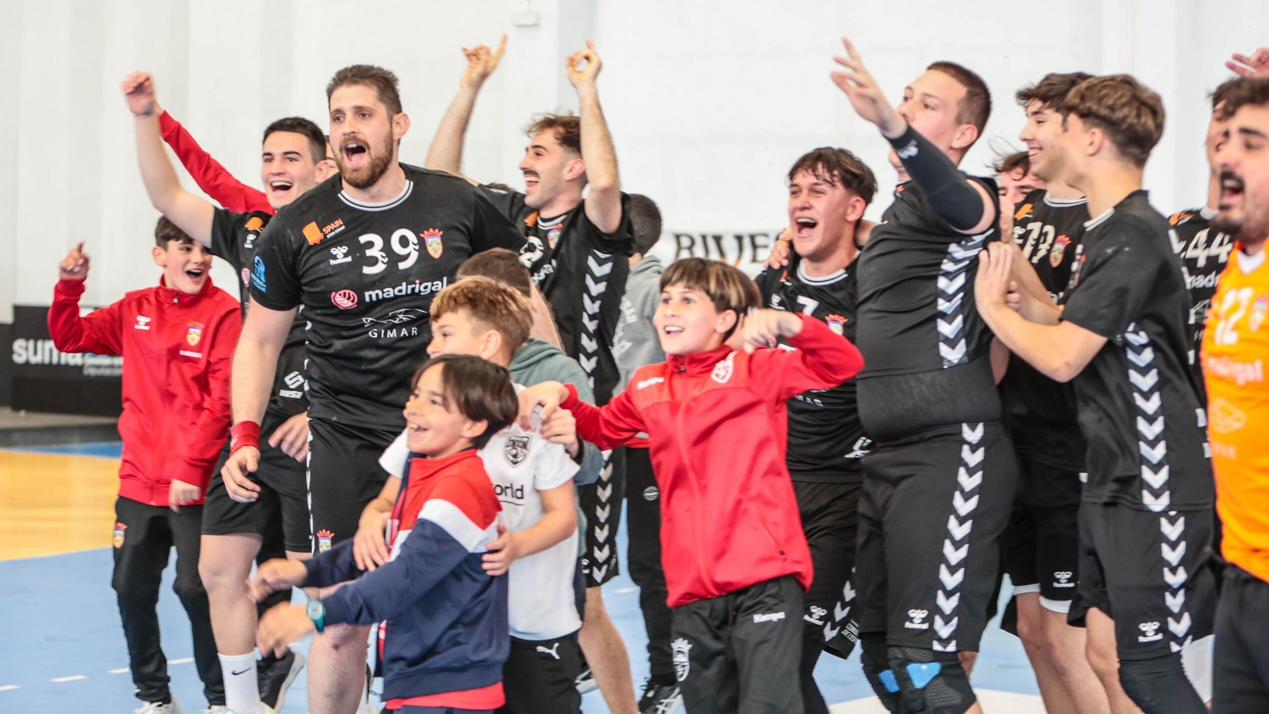 El Elda - C.E.E. visita una pista complicada