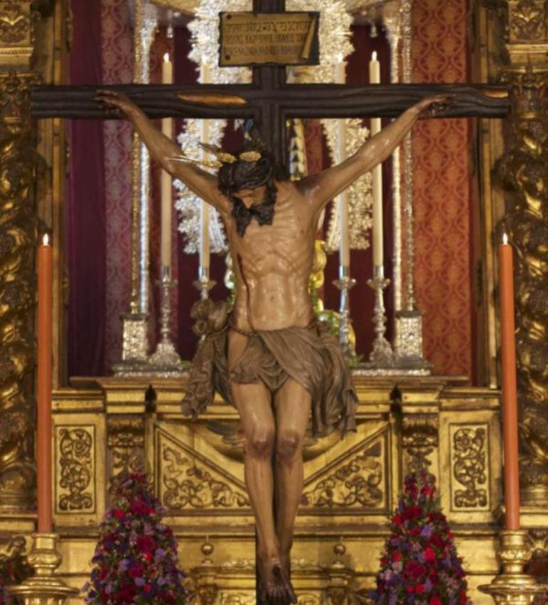 La talla del Cristo de la Buena Muerte de la Hermandad de La Hiniesta tras la restauración a la que ha sido sometida en el taller de Pedro Manzano