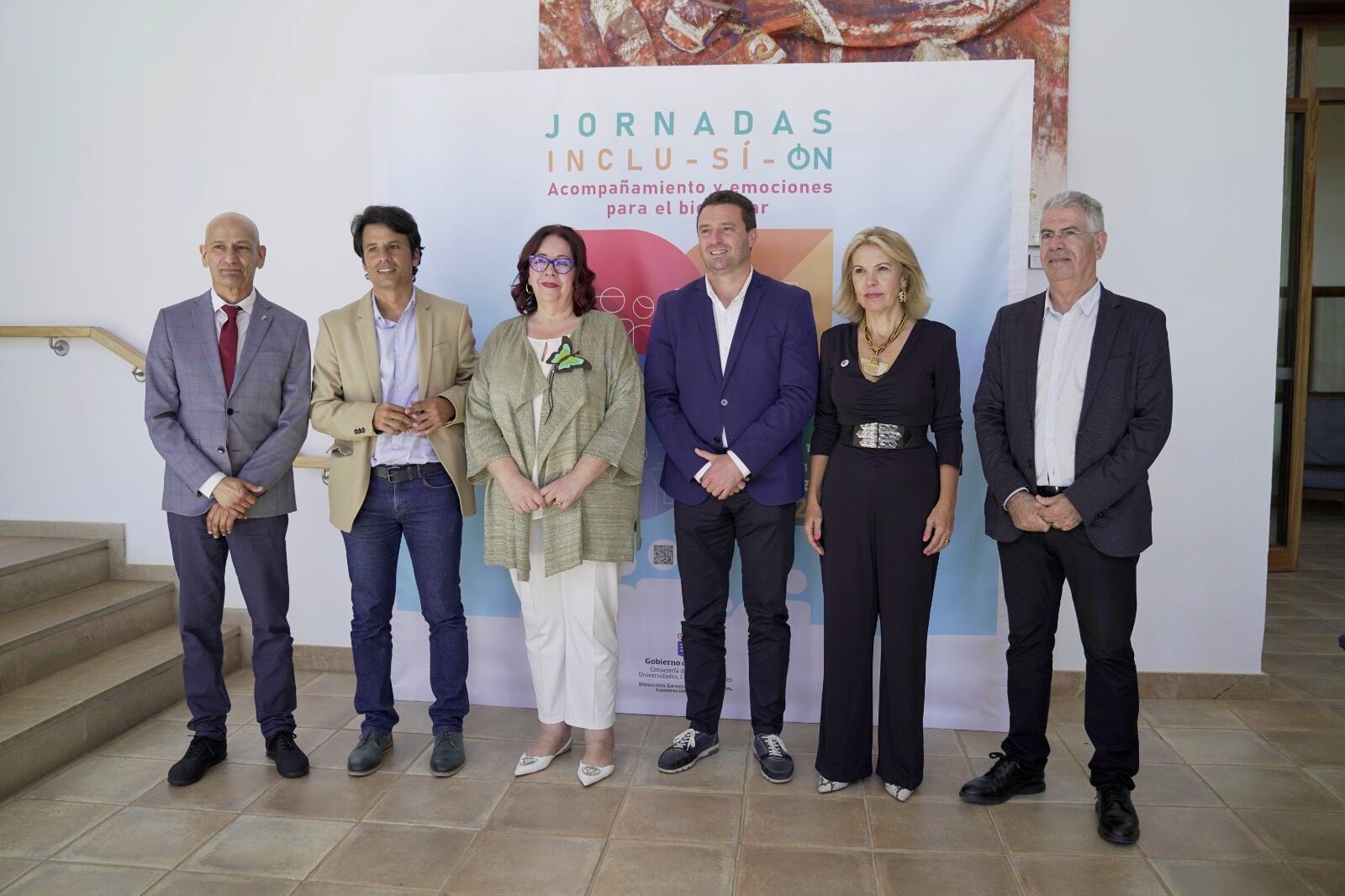 La consejera de Educación, Universidades, Cultura y Deportes inauguró hoy las Jornadas “Inclu-sí-on. Acompañamiento y emociones para el bienestar”, organizadas por la Dirección General de Ordenación, Innovación y Calidad del Ejecutivo regional.