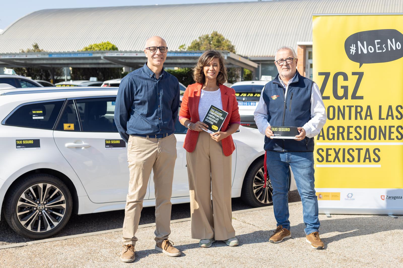 Los taxistas se unen a la campaña &quot;No es no&quot; del Ayuntamiento de Zaragoza