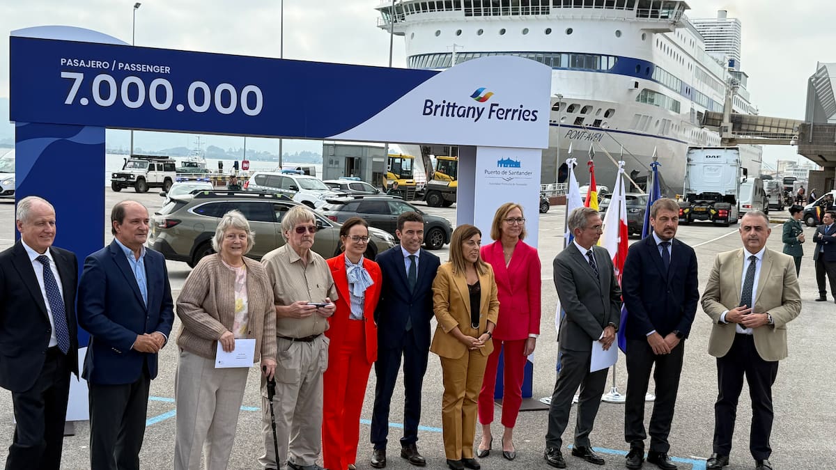 “Un hito histórico" para la conexión entre Santander y el Reino Unido: Brittany Ferries celebra la llegada de su pasajero 7 millones