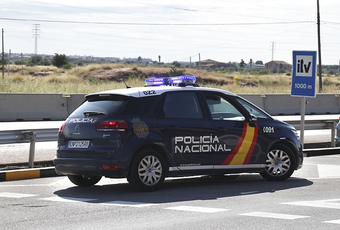 Vehículo de la Policía Nacional