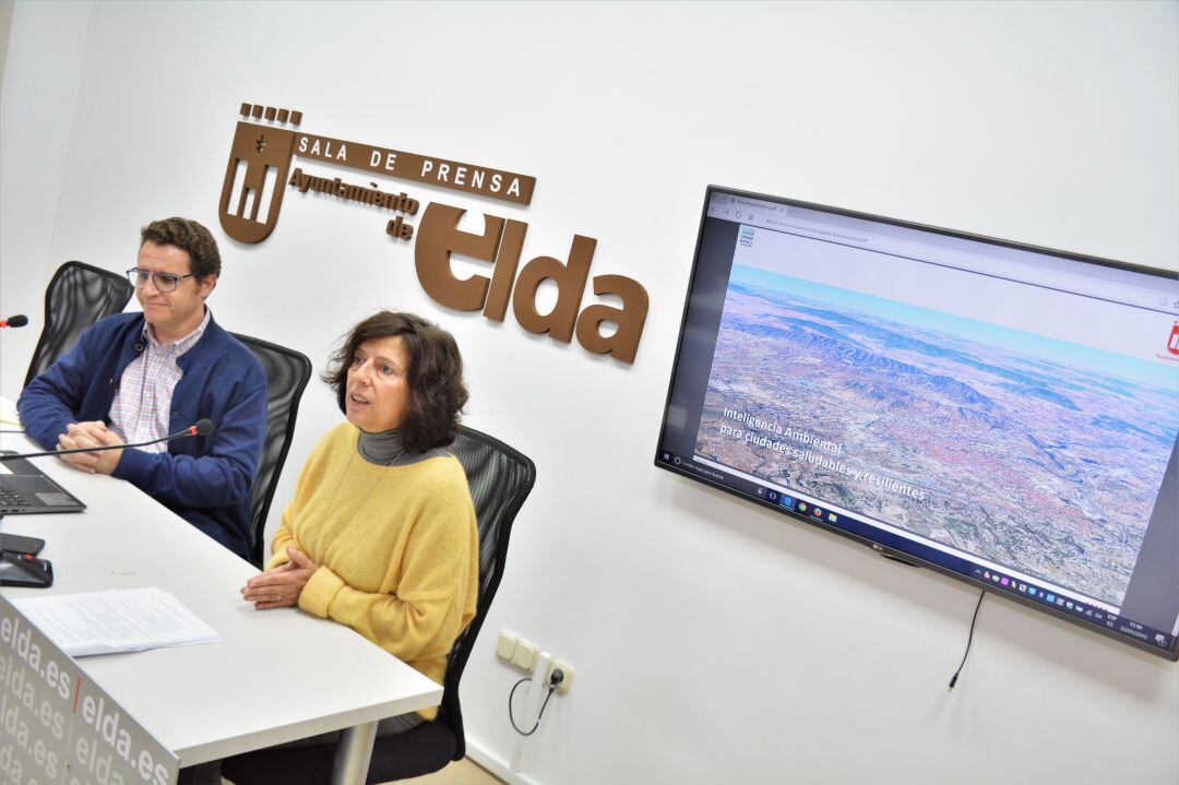Esta herramienta se puede utilizar accediendo al apartado de Medio Ambiente del Ayuntamiento de Elda y clickando en la opción de "Estudios e informes"