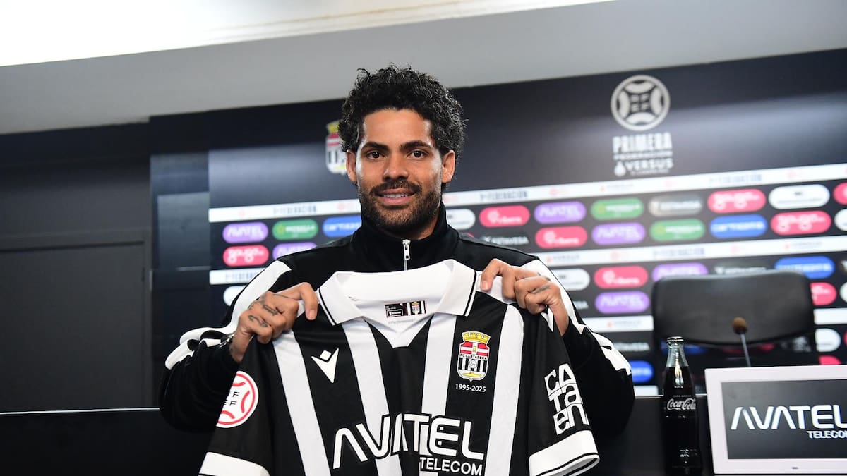 Aridane se marca el objetivo del ascenso y despeja dudas sobre su estado físico: "Estoy disponible para ayudar cuando haga falta"