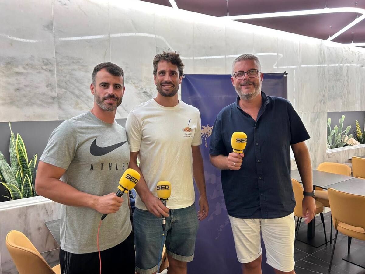CF Foietes Benidorm: El éxito de un grupo de amigos en la élite del fútbol playa