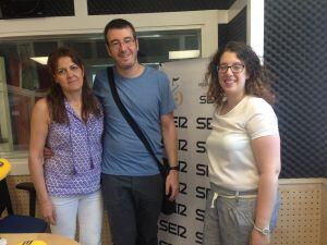 De izquierda a derecha, Blanca Saénz, co-coordinadora del Festival, Miguel Ángel Maroto, director de la gala y Sara Martínez, concejala de juventud