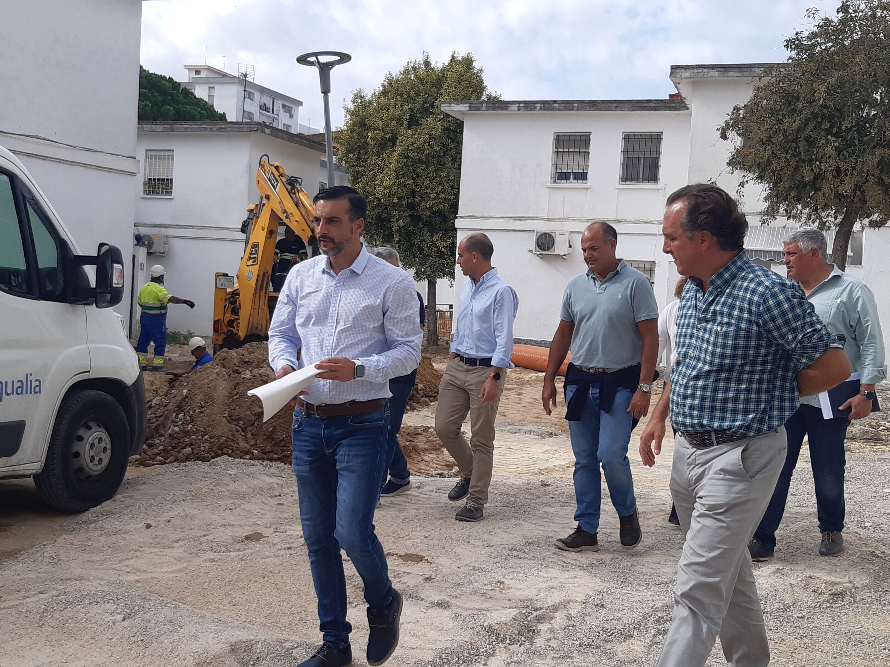 Visita municipal a las obras en las Casitas Bajas