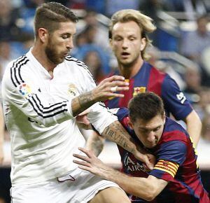 25/10/14 PARTIDO PRIMERA DIVISION  REAL MADRID - BARCELONA  SERGIO RAMOS Y MESSI