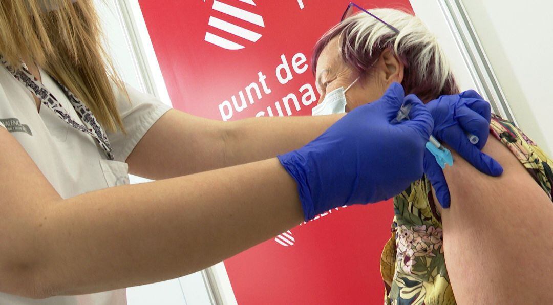 Vacunación en la Ciutat de les Arts i les Ciències