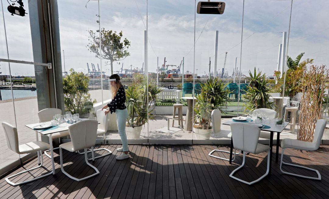 Preparativos frustrados en el sector de la hostelería de València tras no entrar en la fase uno de la desescalada