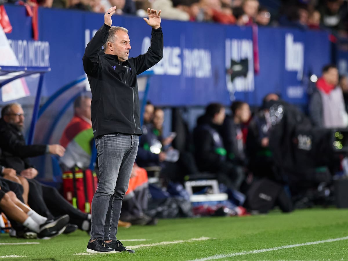 Flick responde con humor a si verá el Espanyol-Real Madrid: "No lo sé. Igual me iré con mi mujer a ver el Mago Pop"