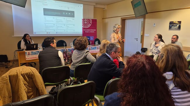 La candidata a rectora de la UVa Pilar Garcés apuesta por reforzar la identidad y la igualdad en el campus de Palencia