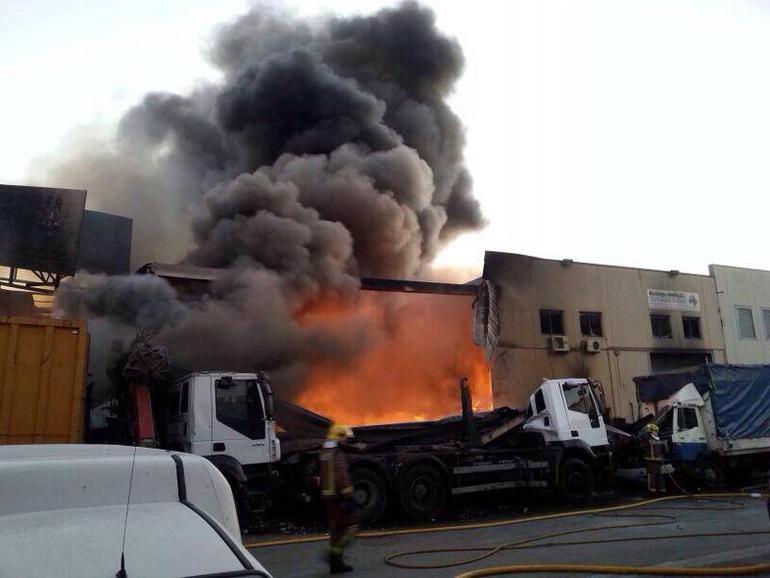 El fum de l'incendi s'ha pogut veure des de diferents punts del Maresme