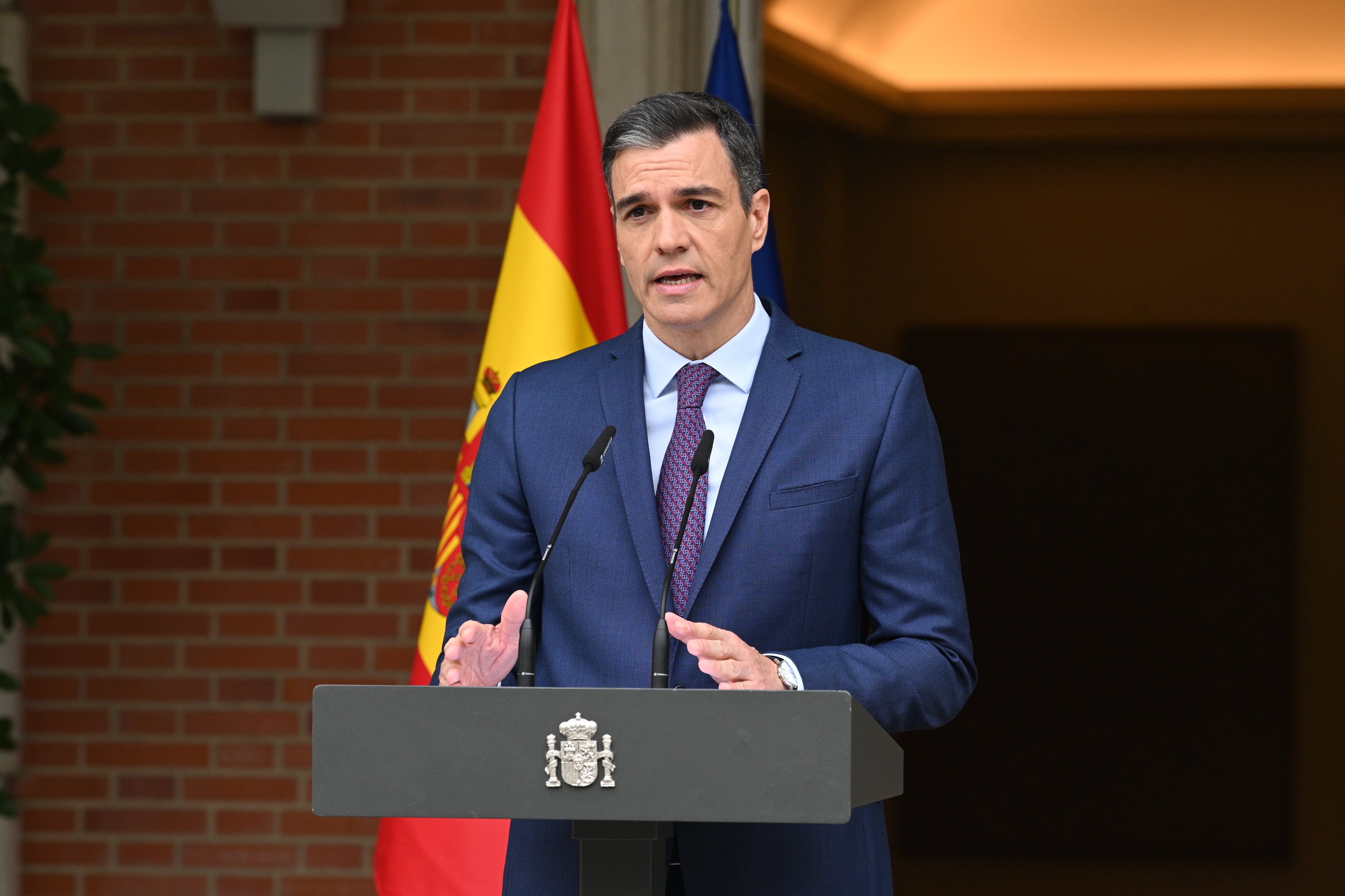 El presidente del Gobierno, Pedro Sánchez durante una rueda de prensa celebrada este lunes en la Moncloa, Madrid, donde ha anunciado el adelanto de las elecciones generales al domingo 23 de julio