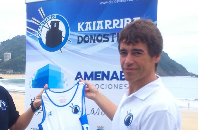 Igor Makazaga, el día de su presentación con la Donostiarra