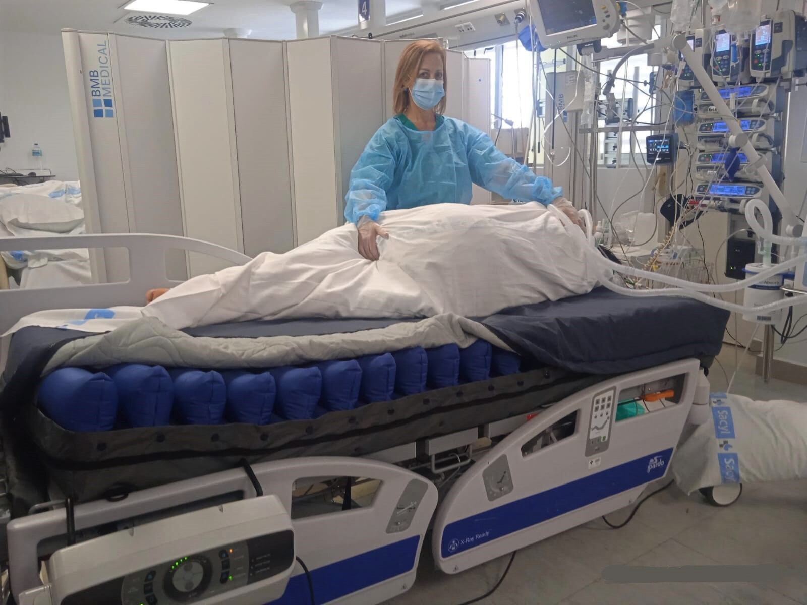 La Junta invierte más de 22.000 euros en la adquisición de 8 camas antiescaras para la unidad de Medicina Interna del Hospital San Telmo