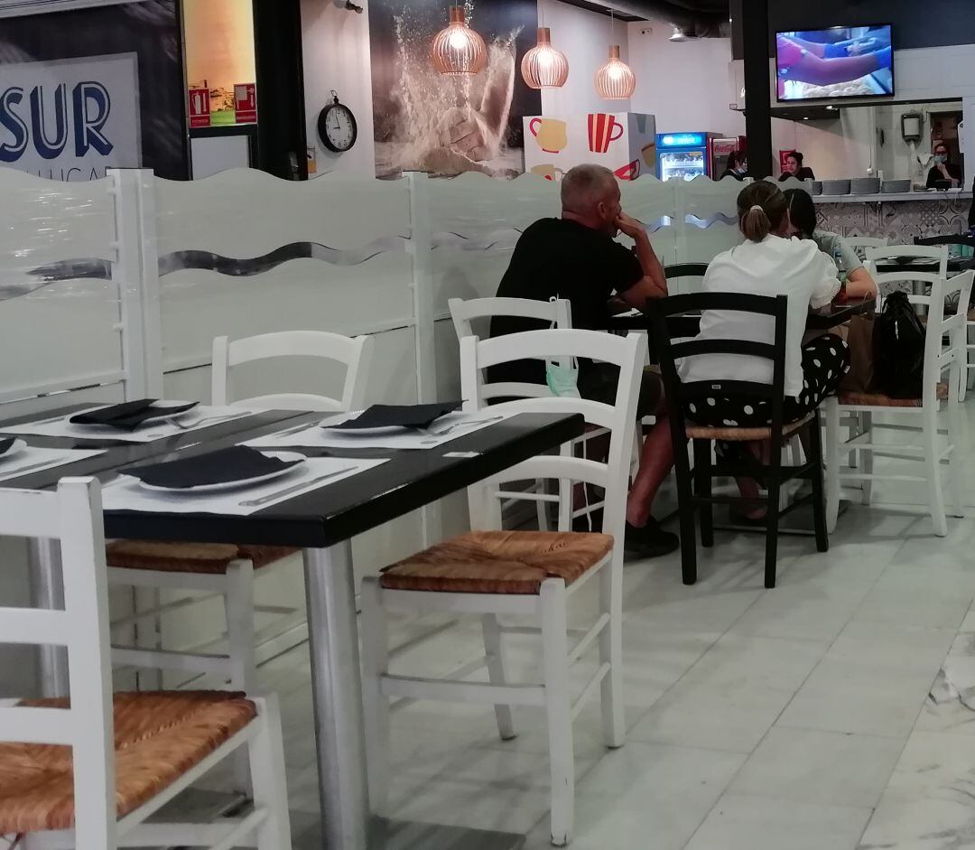 La asociación de hosteleros advierte que muchas empresas se pueden quedar por el camino.