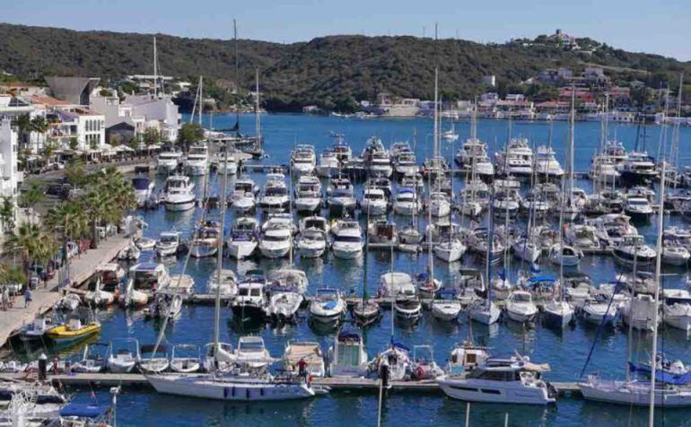 Trapsa debe despejar los amarres que ocupa de forma irregular en el puerto de Maó.