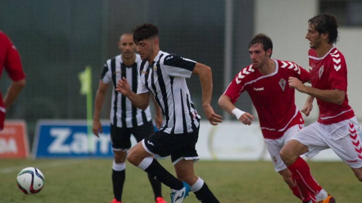¡Vuelve el fútbol al G. IV de Segunda B!