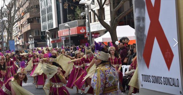 Imagen de la representación de la Asociación cultural &quot;Axonsou&quot; en el desfile