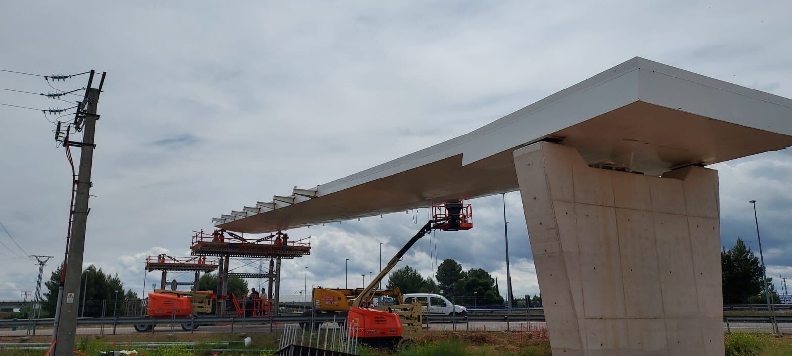 Estado actual de la obra de la pasarela