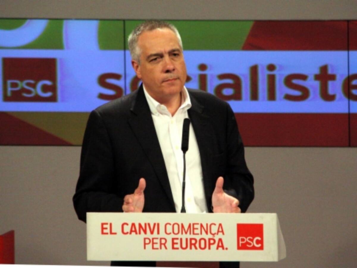 Pere Navarro, agredit per una dona en una comunió