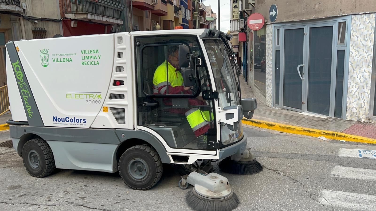 Nueva maquinaria del servicio