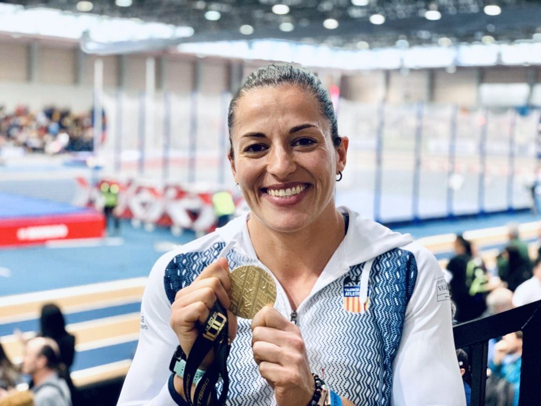 Ursula Ruíz, de nuevo campeona de España de lanzamiento de peso en pista cubierta