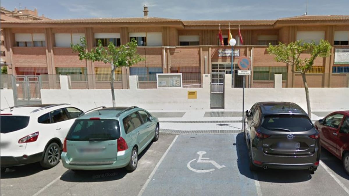 Saul Vazquez, padre de un niño en la guardería La Gaviota de Cartagena