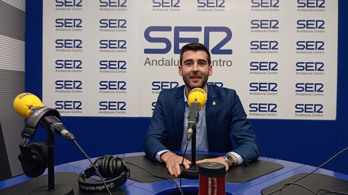 Jose Fernández sobre el quinto contenedor