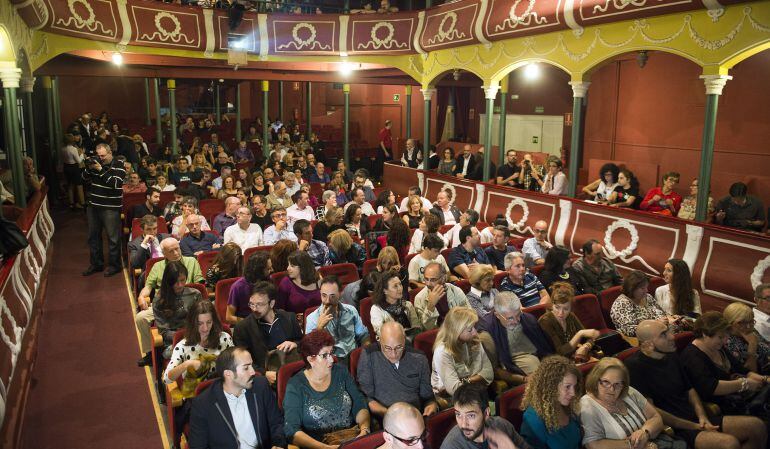 Inauguración de temporada en el Teatro Escalante.