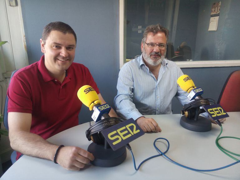 Asier Etxepare, comandante del Alarde y Paco Carrillo, general