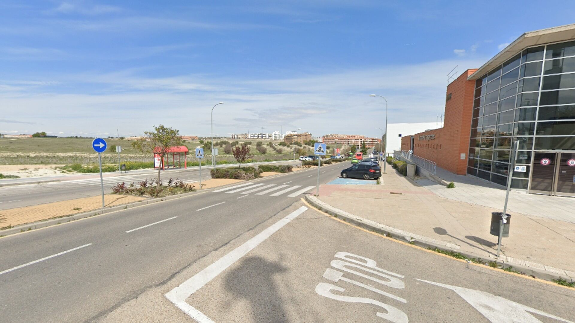 La avenida de España de Valdemoro, donde se encuentra además la sede de la Policía Local