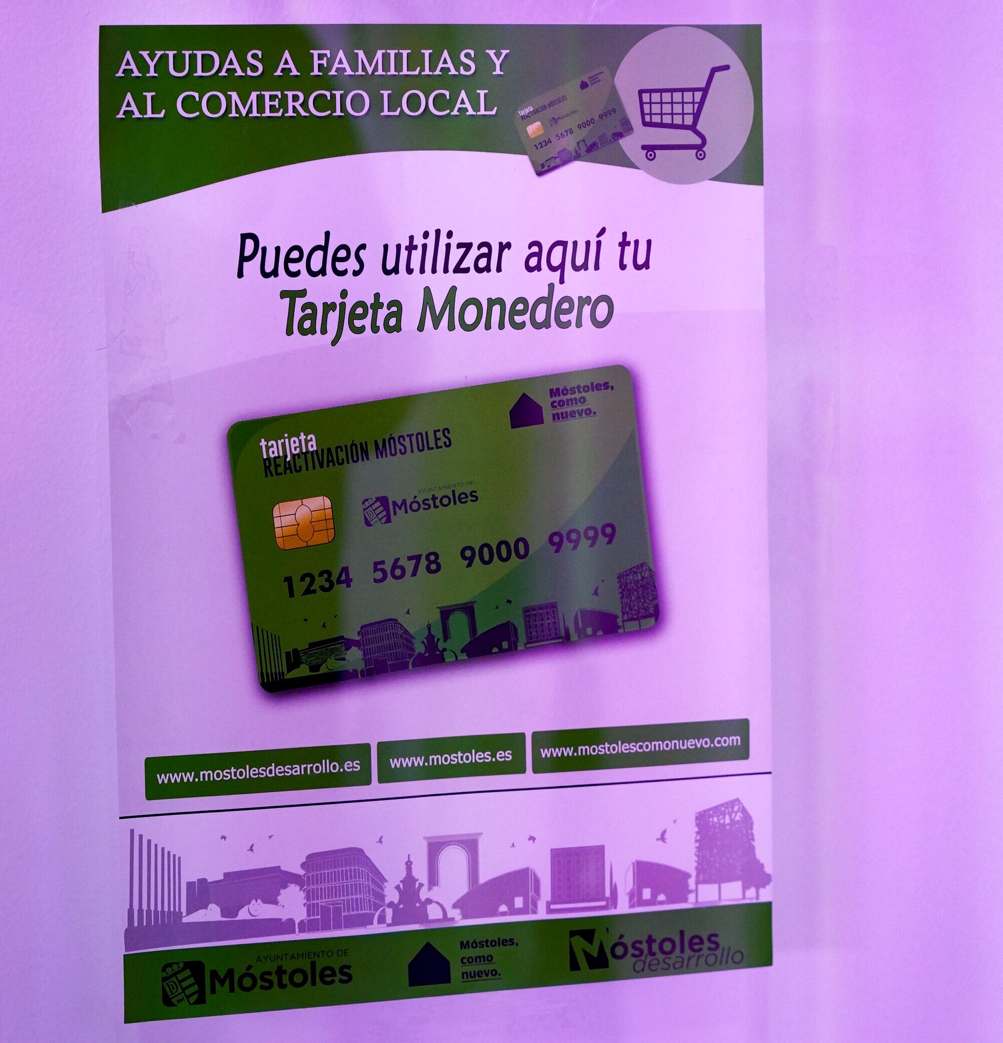 Cartel de las tarjetas monedero para productos de primera necesidad