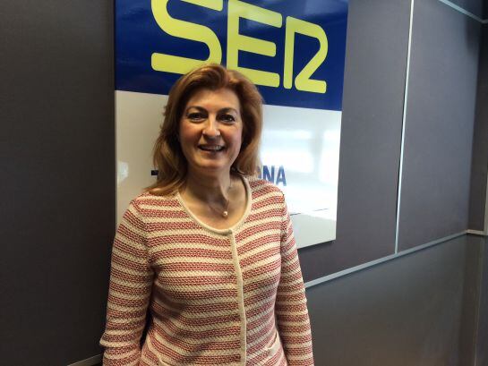 Victòria Forns als estudis de la SER