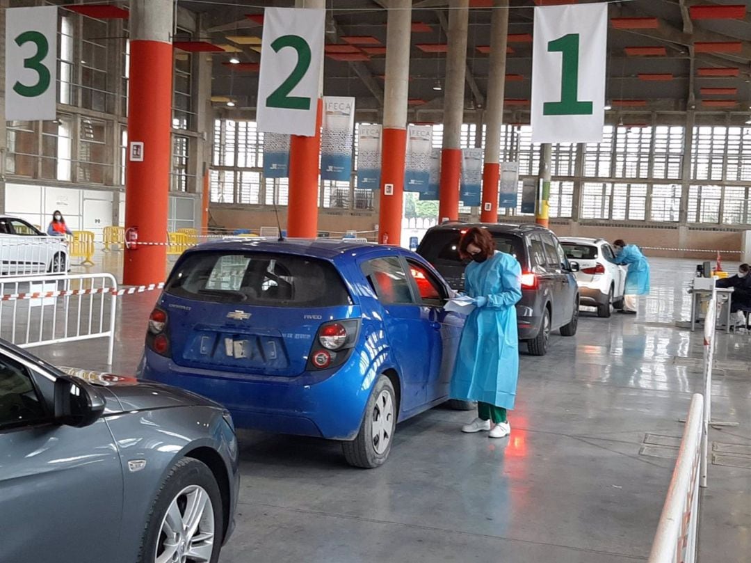 Punto de vacunación en Ifeca