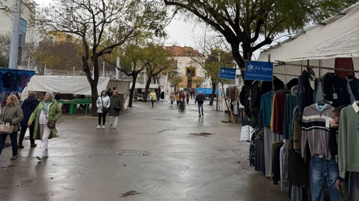Los vendedores del Mercadillo en Algeciras, en pie de guerra