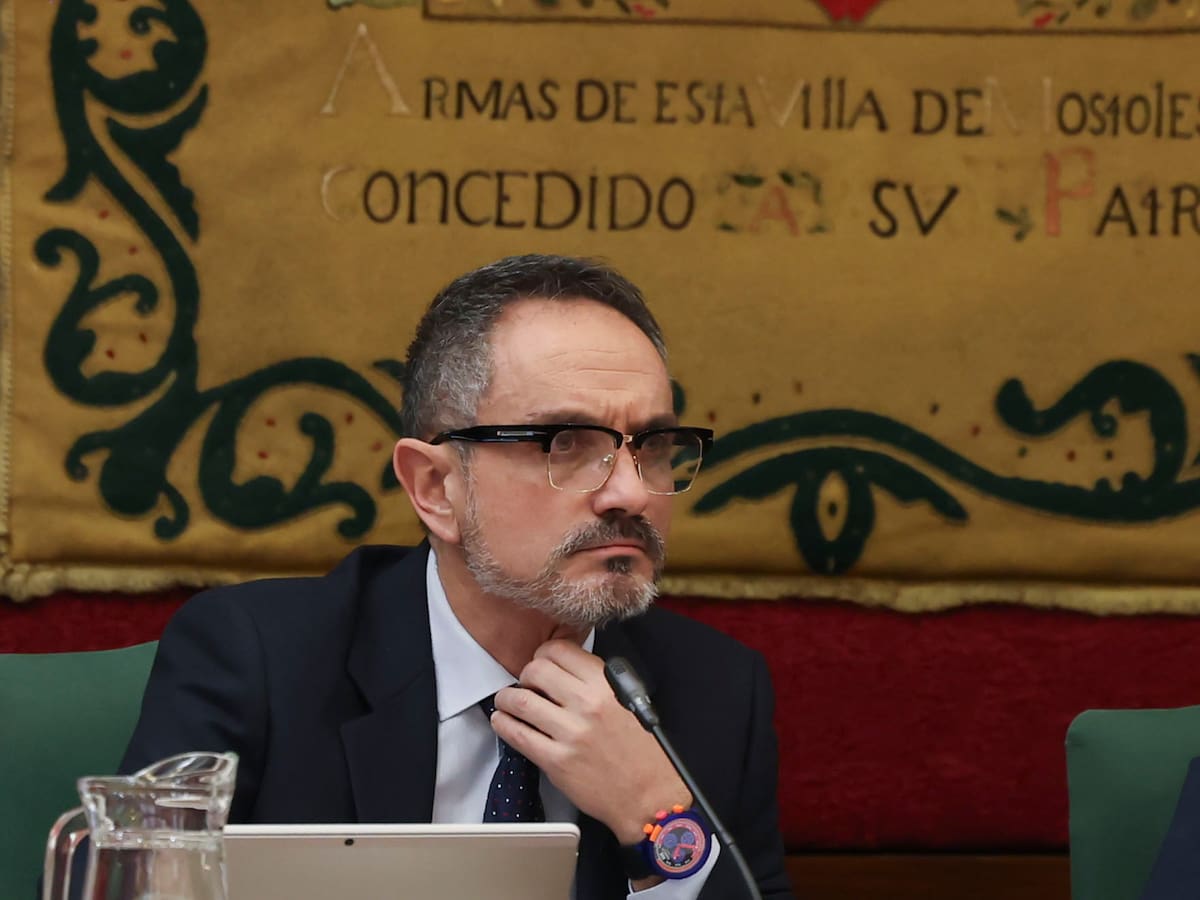 La oposición en bloque exige la dimisión del alcalde de Móstoles por una “crisis institucional sin precedentes”