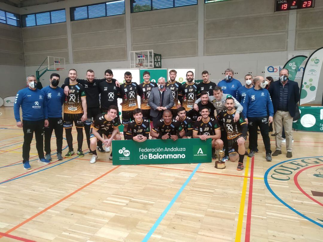 Plantila del AX tras la final de la Copa de Andalucía. 