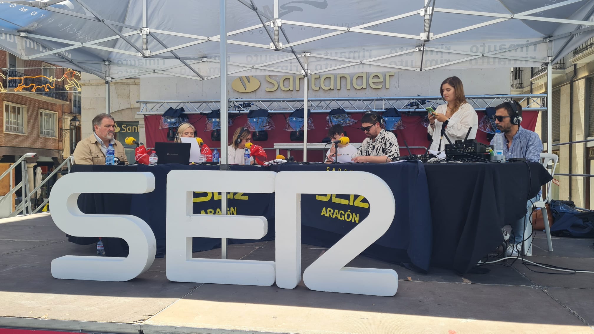 Emisión de Hora 14 Aragón desde la Plaza del Torico de Teruel