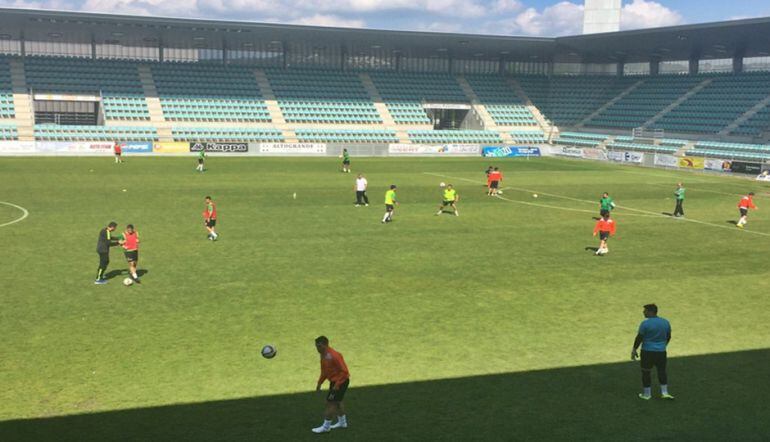 Imagen del primer equipo en su último partido en Tercera