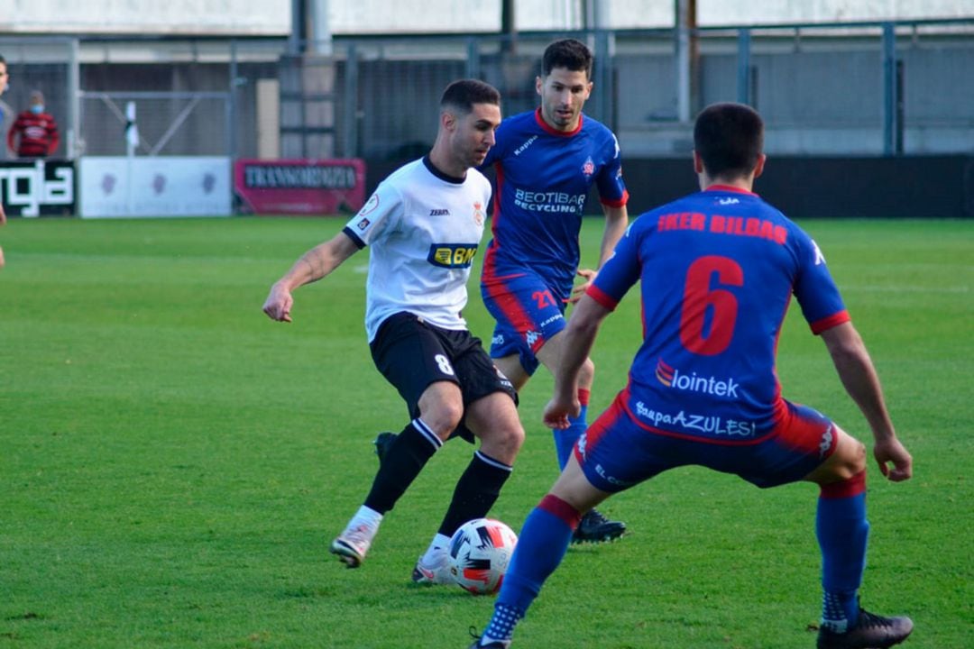 Sergio Llamas durante un partido con el Real Unión esta temporada