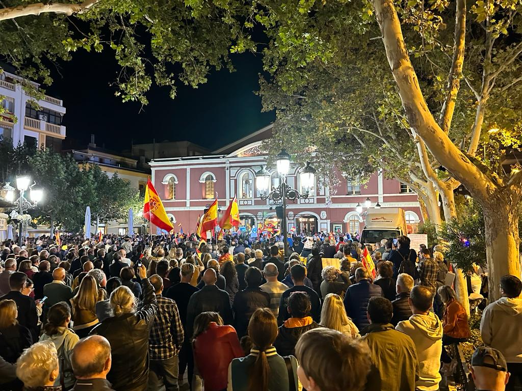 Protesta en contra de la amnistía en Lorca