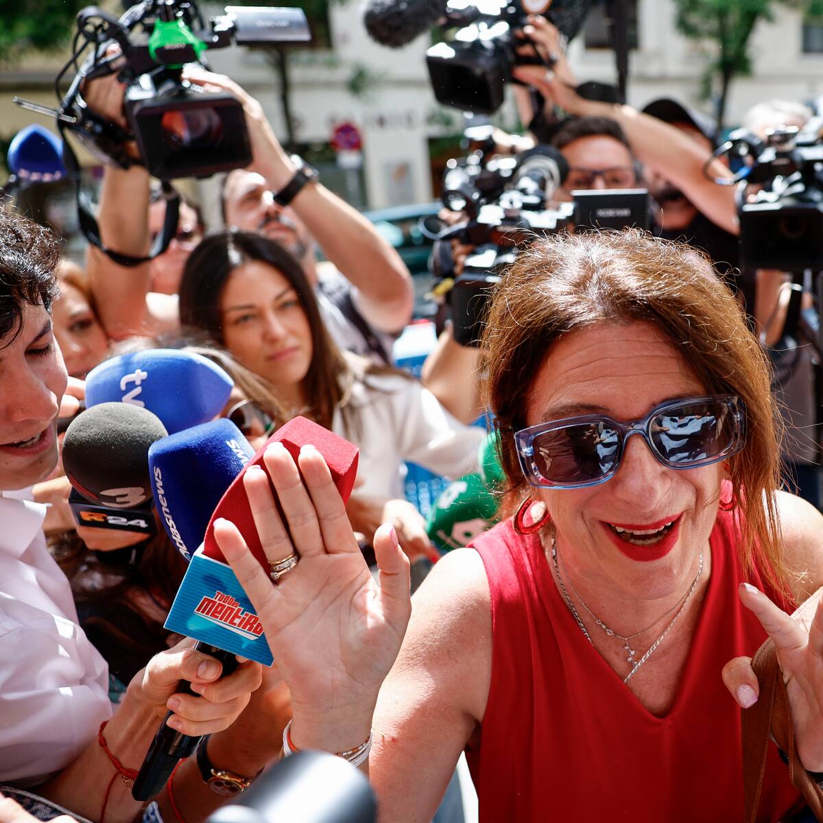 Un juzgado abre diligencias contra Leire Díez y pide un informe a la Fiscalía