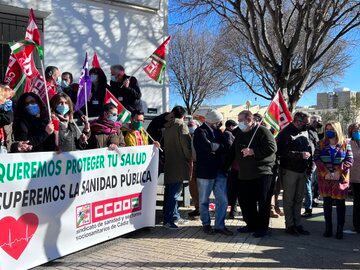 Protesta a las puertas del centro de salud de San Benito en Jerez