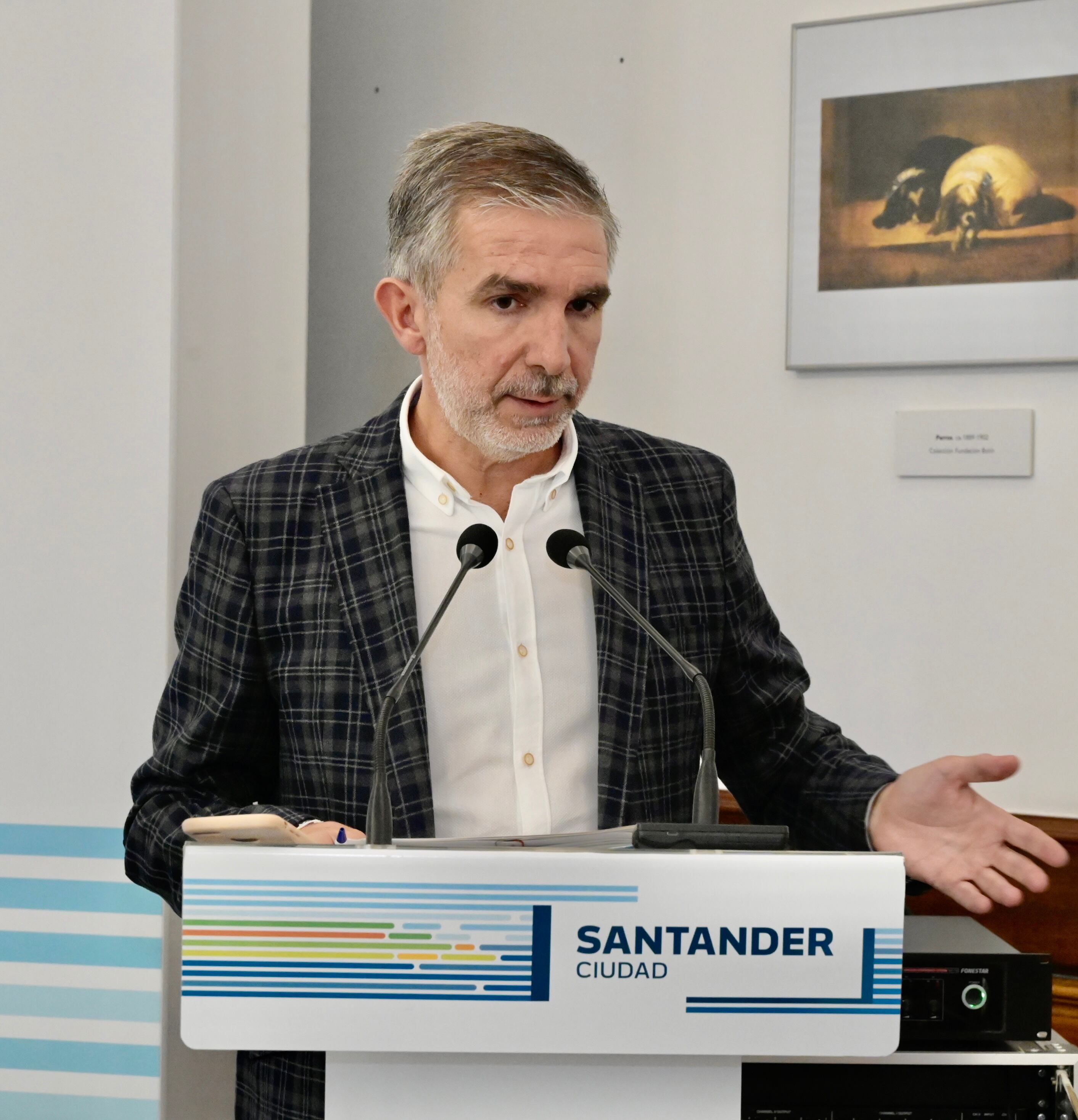 César Díaz en un momento de la presentación.