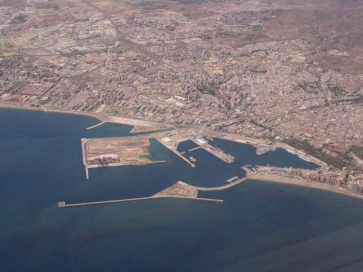 La economía mejora pero los bancos mantienen cerrado el grifo del crédito