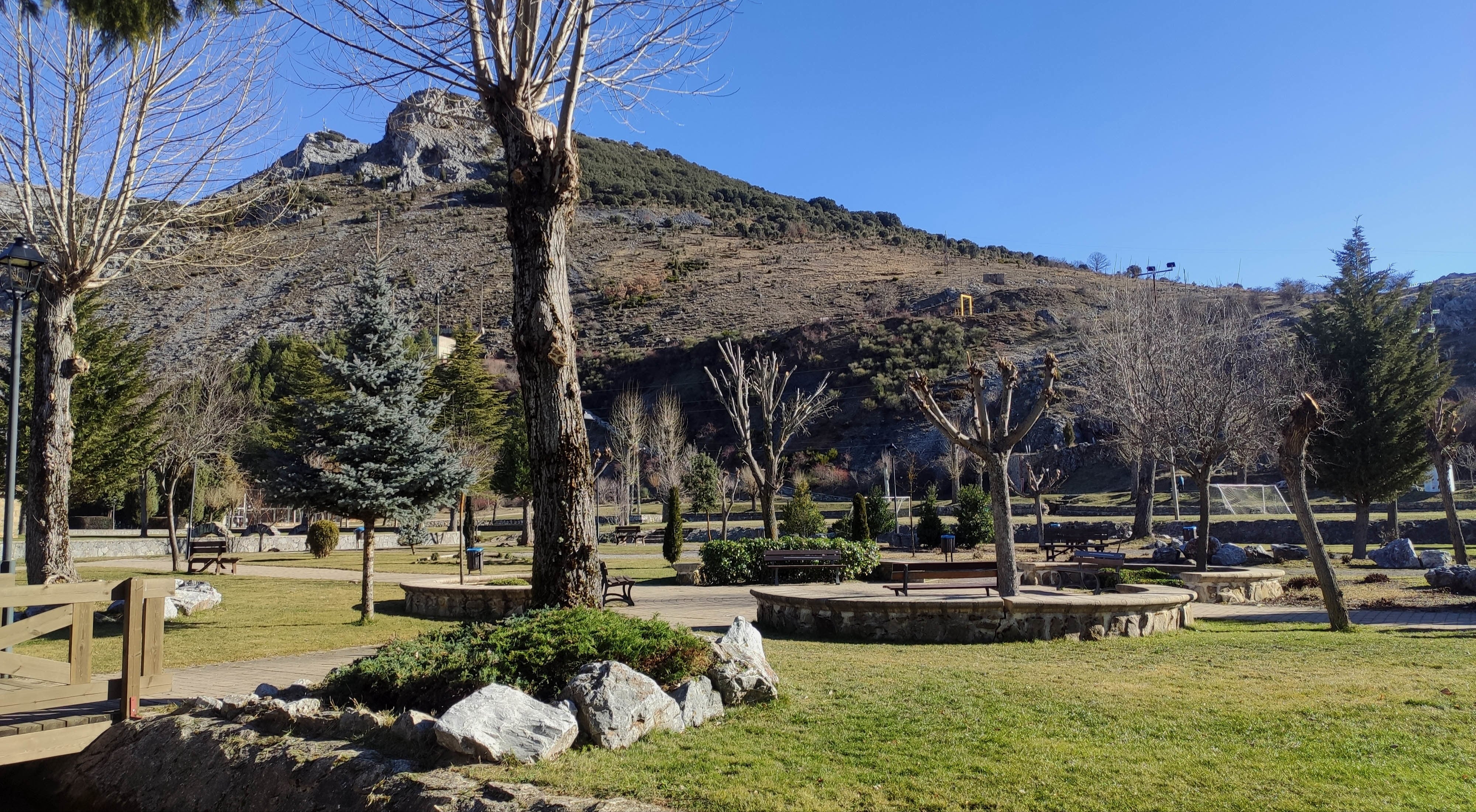 Zona verde de Velilla del Río Carrión (Palencia)