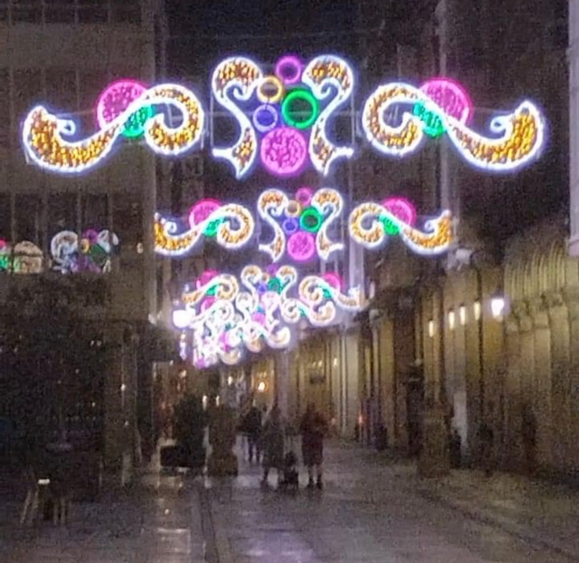 Imagen de la iluminación en la calle Mayor Principal de Palencia